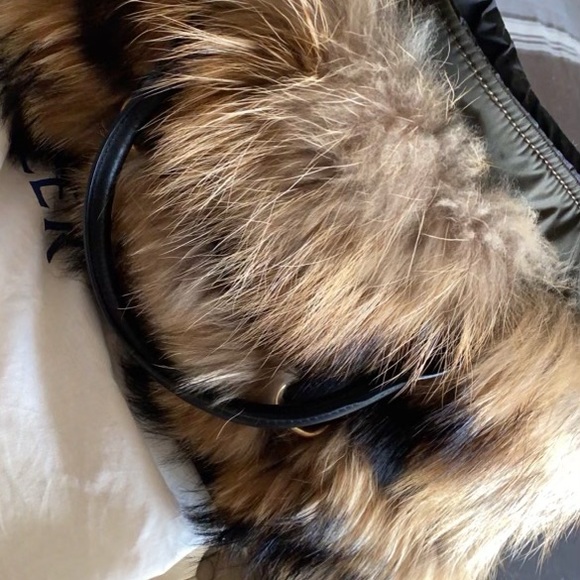 Moncler Purse - Picture 8 of 14